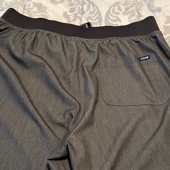 Adar Scrubs top ‘n bottom NWOT soft to the touch light weight - Picture 8 of 13